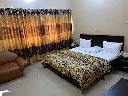 Command Guest Inn