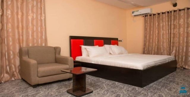 Nextdoor Apartment
