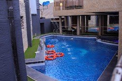 Morzi Hotels &amp; Suites