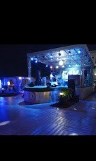 Bay Lounge