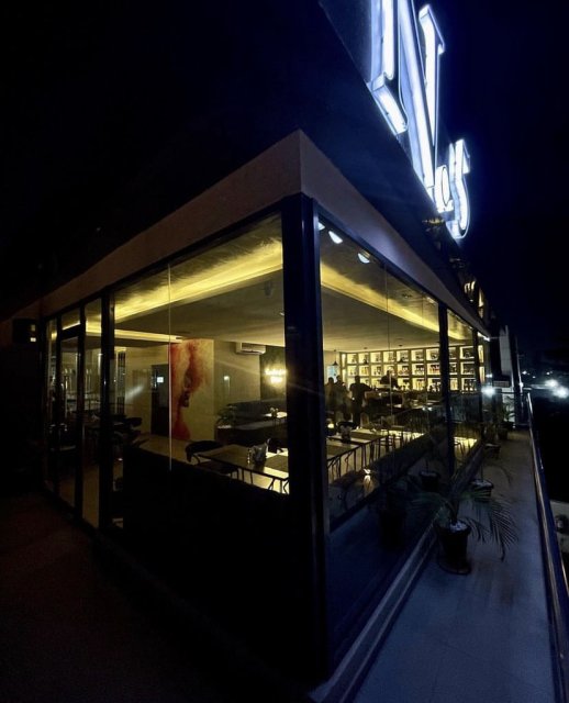 No5 LOUNGE