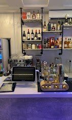 Staunch Lounge