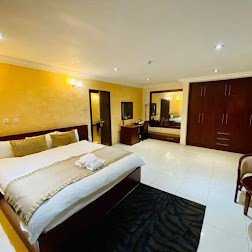 Homeville Plus Hotel